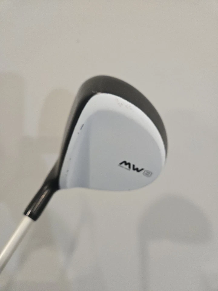 MOON WOOD MW8 25° Fairway Metal Derecha Grafito Eje 75g Flexión Regular Foto 4 de 4