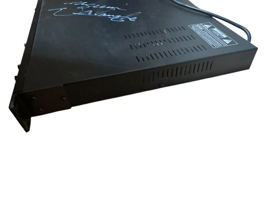 Roland SN-550 DIGITAL NOISE ELIMINATOR Hum/Noise Cancellation AC100V 50/60Hz 24W - Image 4 of 4