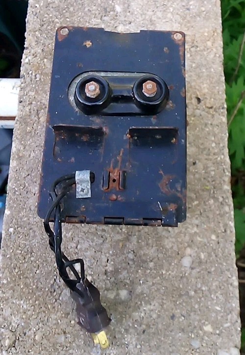 France Franceformer 5LA4-04 oil burner ignition transformer .. Untested but hums