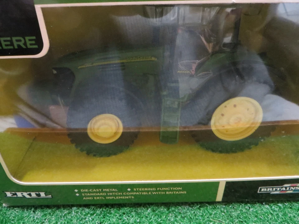 BRITAINS JOHN DEERE 7920 TRACTOR 15525  1/32 MIB - Image 2 of 4