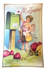 VINTAGE "TO MY VALENTINE" CUPID ANGEL MULTICOLOR GLASS / GOLD TRINKET DISH