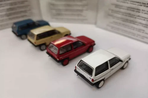 1/87 Plastic car model VW Polo II 1981 gift collection 4 color - Picture 4 of 14