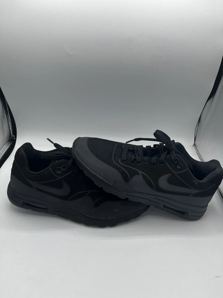 Nike air max 1 ultra moire triple hot sale black