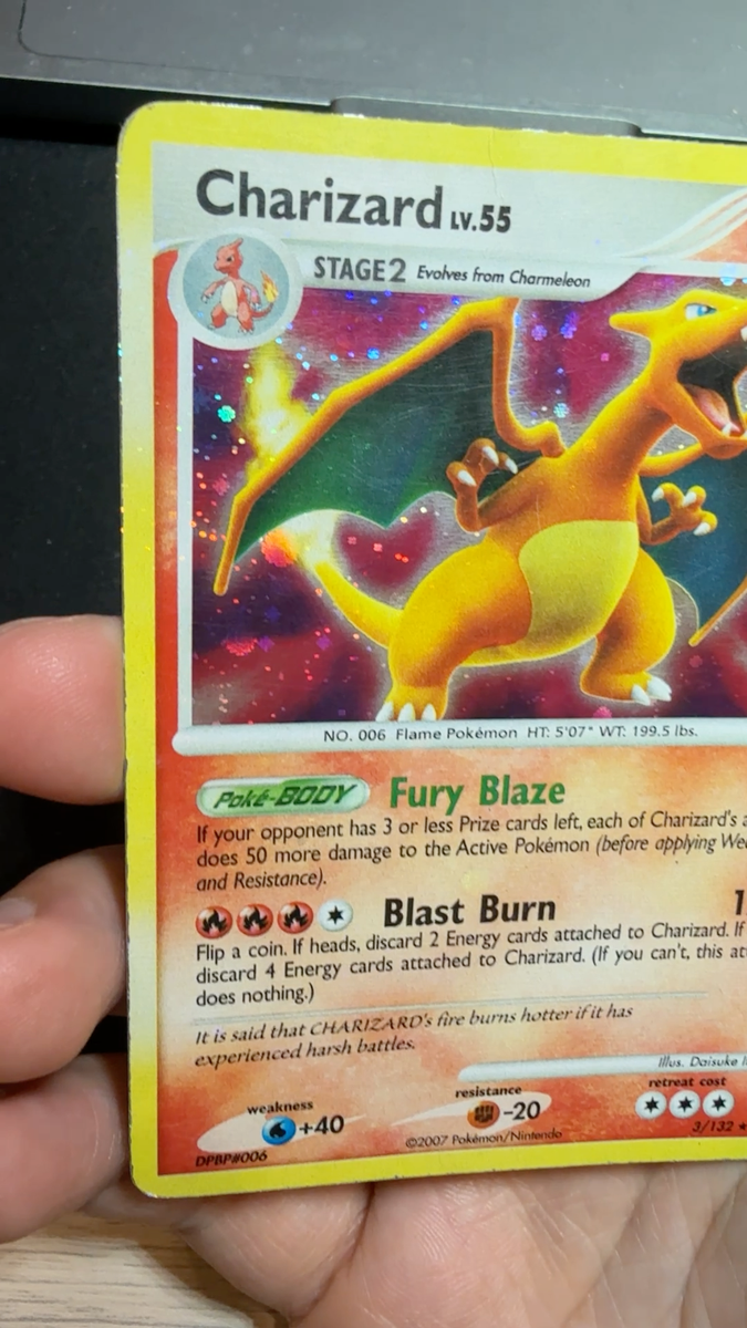 Charizard error Holo-Bleed Pokemon Card DP Secret Wonders 3/132
