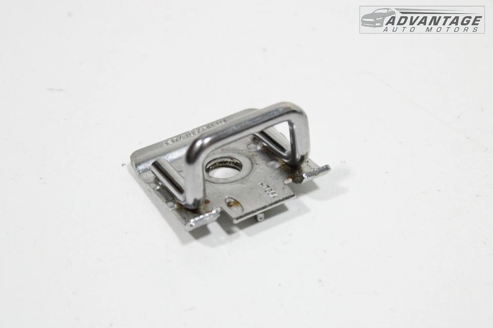 Gancho de amarração Ford Transit Connect porta-malas traseiro 2019-2023 fabricante de equipamento original - Imagem 3 de 4