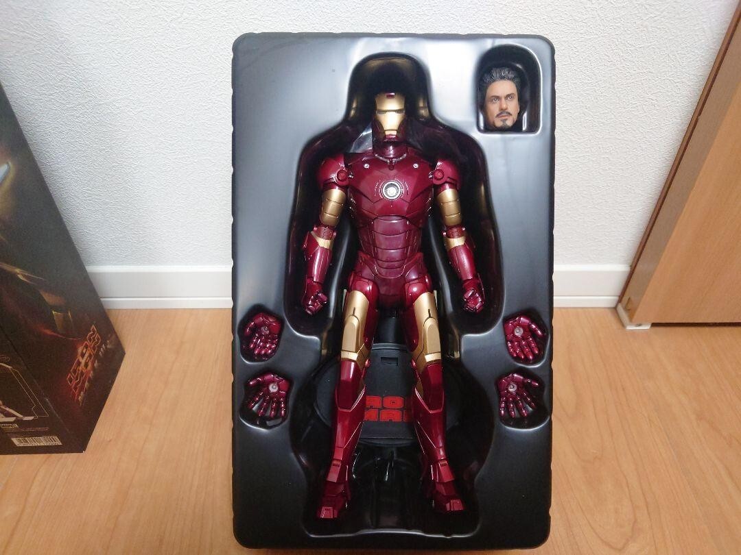 Hot Toys 1/6 Marvel Iron Man Iron Man Mark III (MMS75) (2009 Hot Toys 1/6 Marvel Iron Man Iron Man Mark III (MMS75) (2009