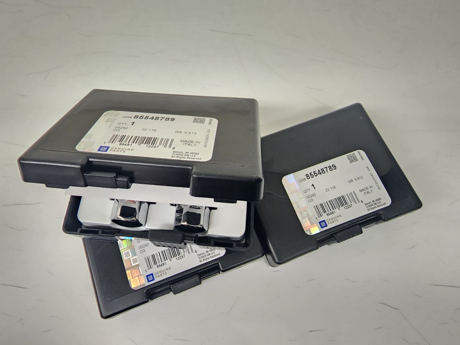 GMC Chevrolet GM Chrome Wheel Locks NEW 85548789 eBay