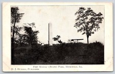 Metropolis Illinois ~ Cañones en la colina en Fort Massac State Park ~ Obelisco ~ Humma PC