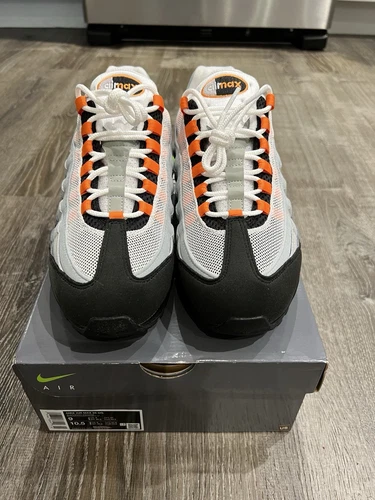 Nike Air Max 95 OG Bright Mandarin Size 9