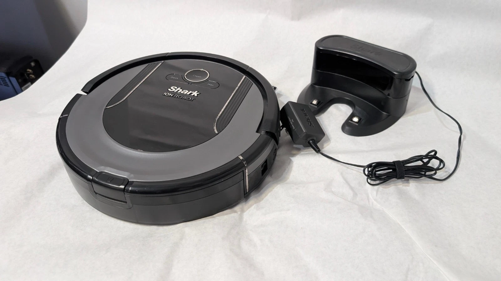 Shark ION Robot Vacuum Cleaner - Black, Model #RV850