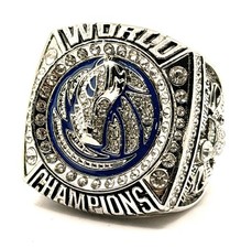 Dallas Mavericks Team with Panini for Memorabilia Deal 18