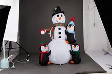 LEADZM 6ft With 3 Penguins, 4 Light Strings, 1 Colorful Rotating Light