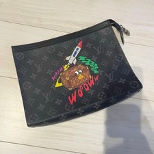 LOUIS VUITTON Pochette Voyage