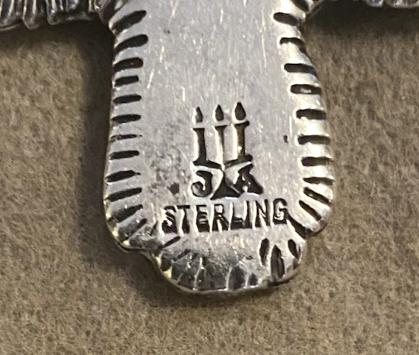 James Avery Sterling Silver Margarita Flower Cross Pendant Retired 12 grams - Image 4 of 4