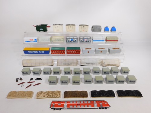DZ360-3# Märklin wiking etc H0 defect IN Set Load Defects Container etc