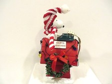 PEANUTS  SNOOPY CLOTHIQUE FIGURINE - LITERARY ACE