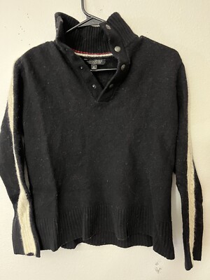 Banana Republic Made of Italian Yarn Mock Neck Top Snap Button