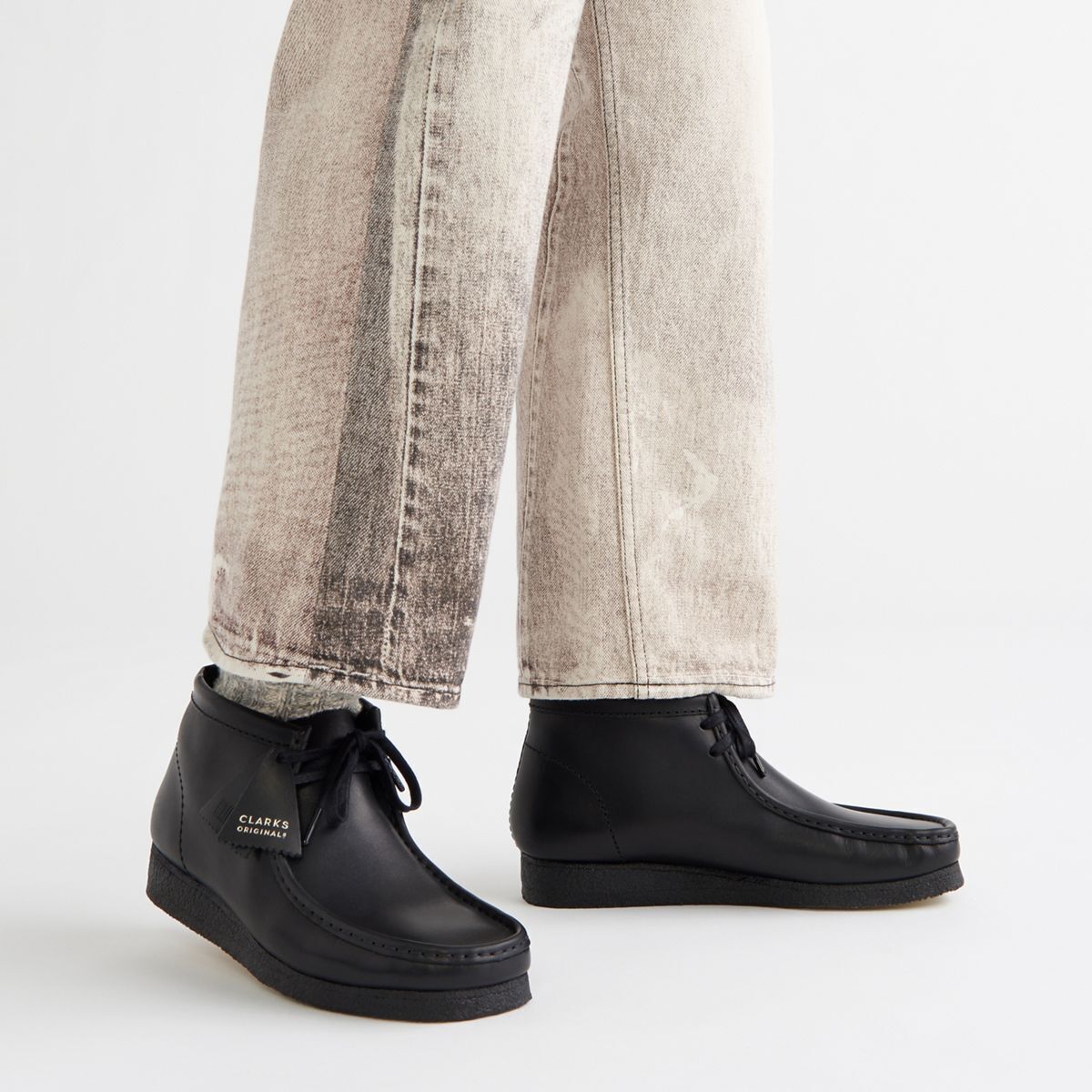 Clarks Original Wallabee Boot - Black Leather/ made in Clarks Original Wallabee Boot - Black Leather/ made in