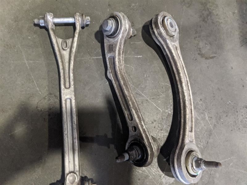 Maserati Ghibli 2014-2017 Rear Right Control arms 3 pcs