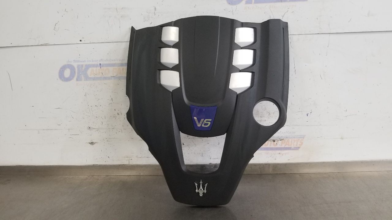 Maserati Ghibli 2017-2017 Engine cover