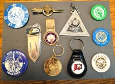 ELKS LODGE Misc. Lot Key rings, tie tac, money clip, Trustee Jewel, pins etc.