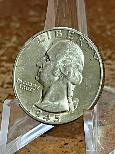 1945 Washington Quarter – AU/BU – 90% Silver – Philadelphia Mint – Sharp # PJ235