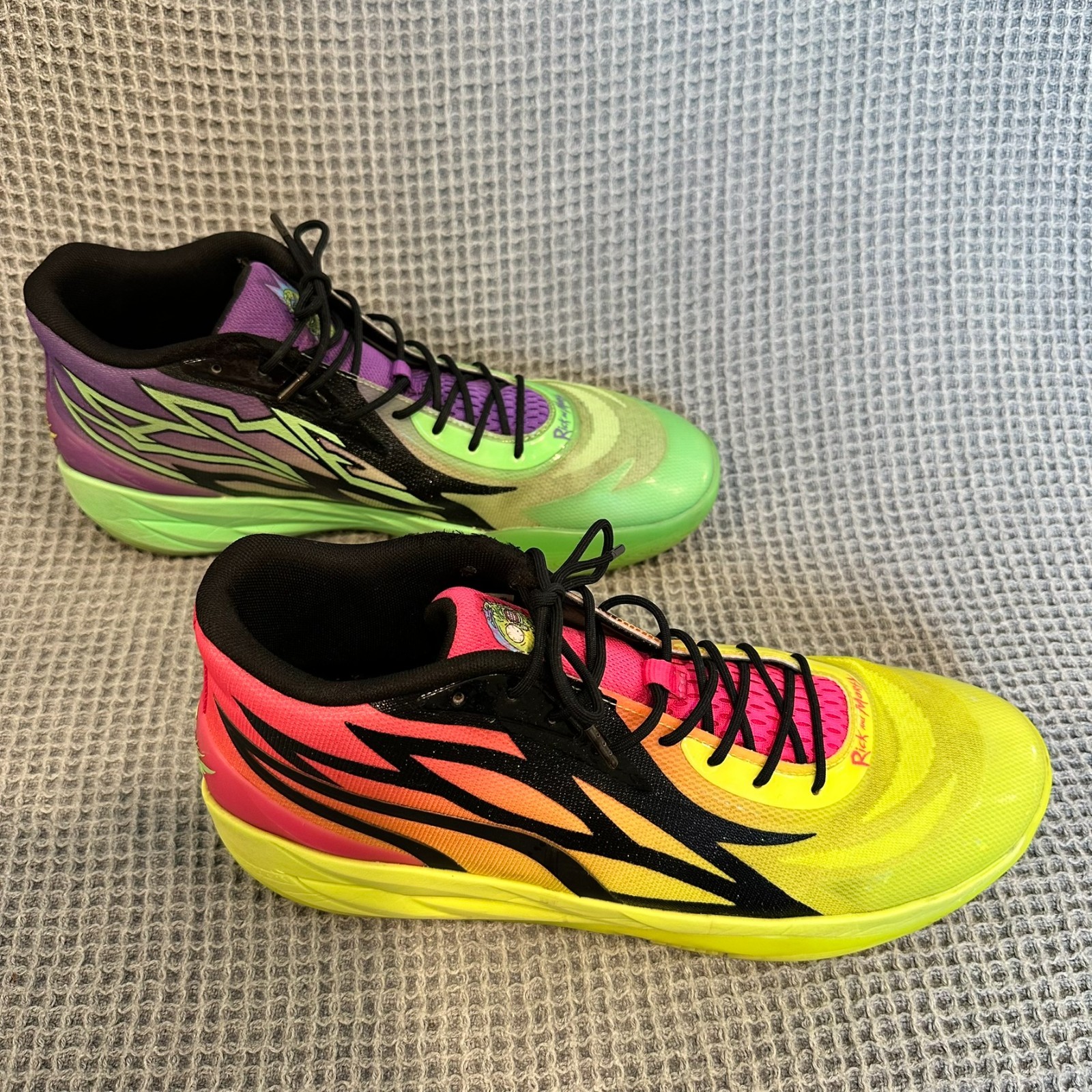 PUMA x Rick and Morty RS-Dreamer Collab Mismatched Basketball Shoes Men’s US 13 thumbnail 10