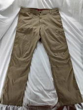 Wrangler All Terrain Gear Pants Mens 40x32 Tan Hiking Outdoors Cargo ATG