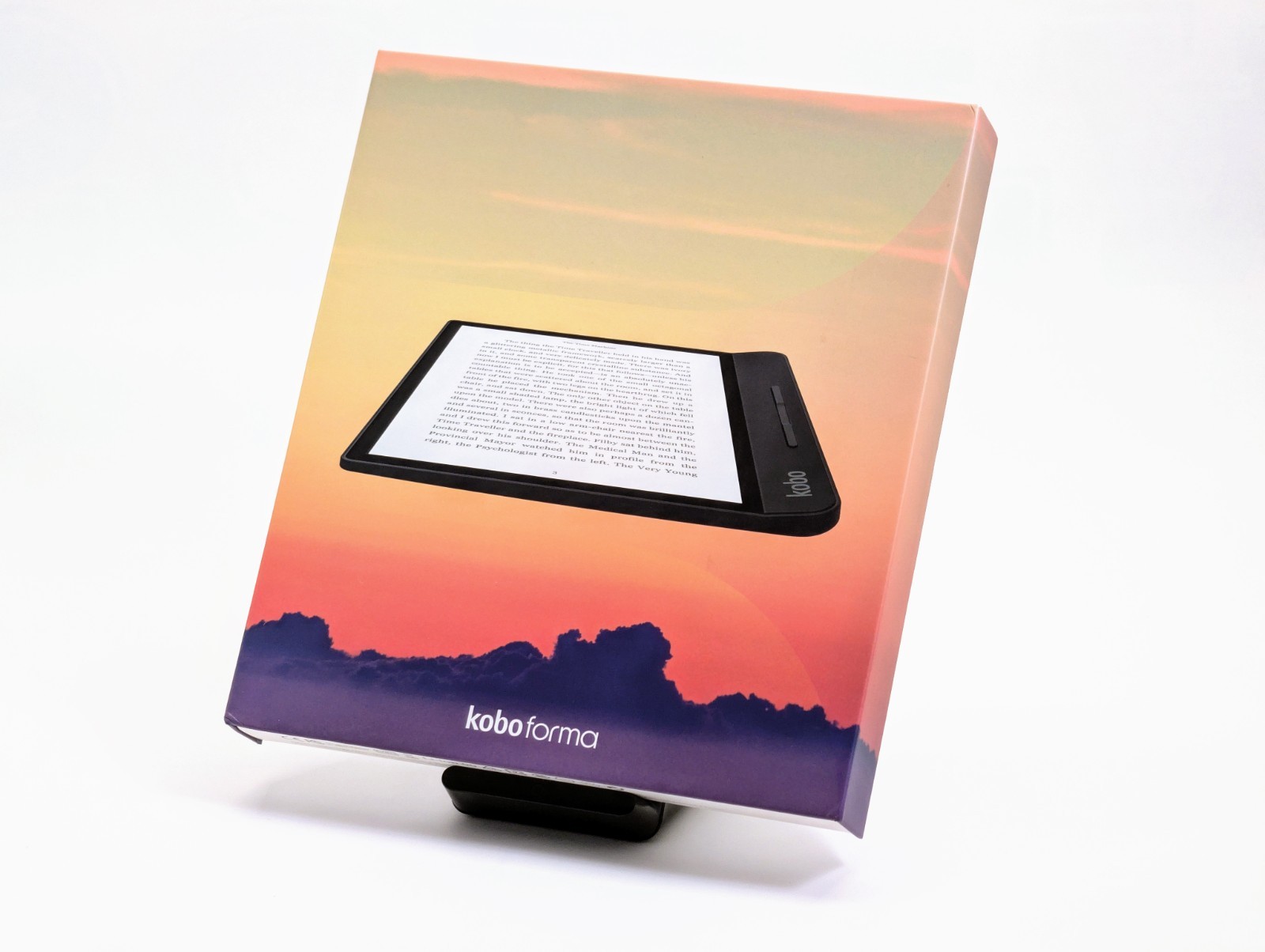 Kobo Forma - 8" Backlit WiFI Touchscreen eReader - 8GB