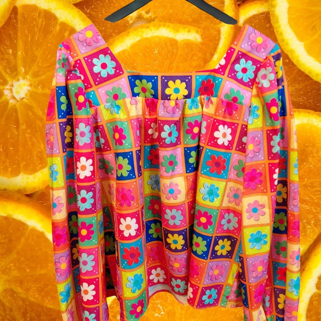 Vibrant Floral Patchwork Square Neck Long Sleeve … - image 5