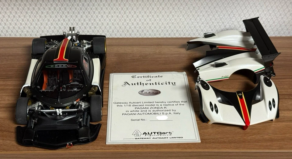 Autoart Pagani Zonda R - Image 2 of 4