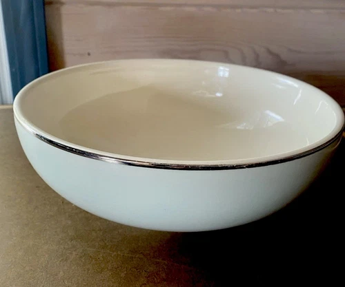 Vintage Universal Ballerina Mist Large Bowl Serving / Mixing 9.5” Very Pale Aqua