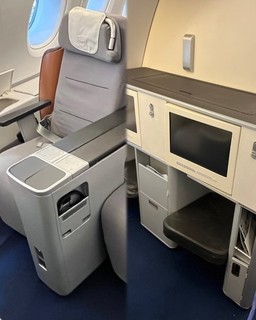 Lufthansa A380 Business Class Seat incl. First Row Monument 10H & K righthand