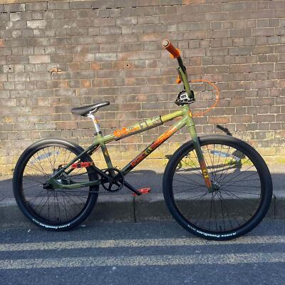 GT Pro Series Heritage 24 Inch Cruiser BMX Bike Camouflage Race