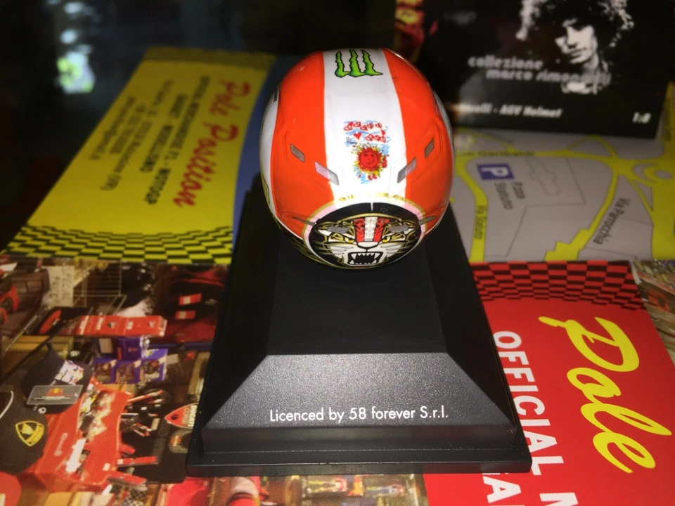 MINICHAMPS 1:8 SIMONCELLI CASCO HELMET L. E. 2600 PCS INDIVIDUALLY NUMBERED NEW - Immagine 4 di 4