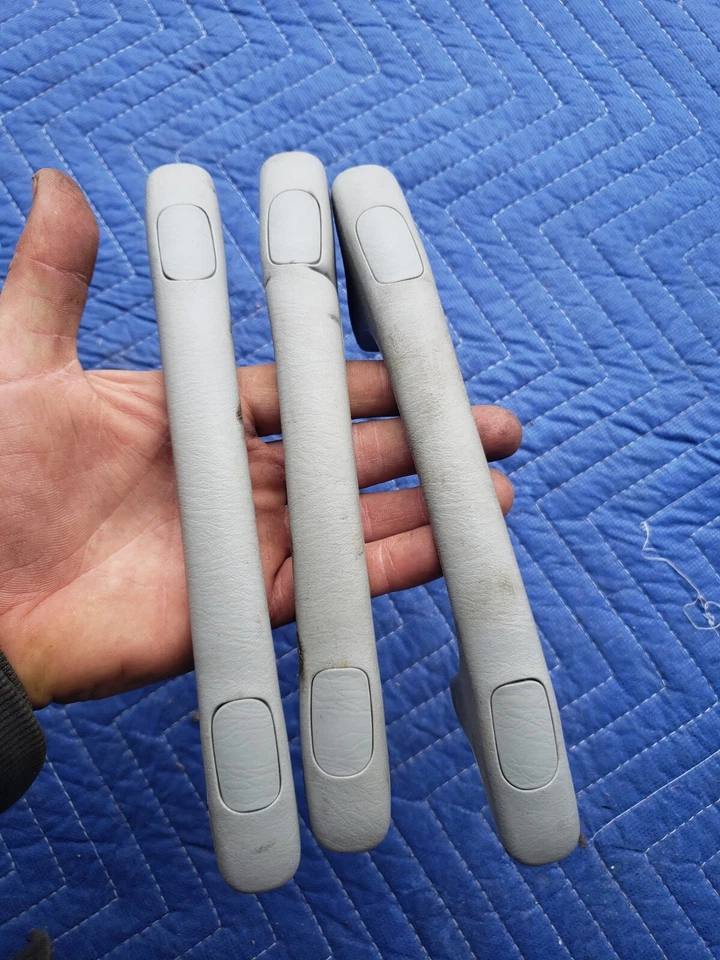 Juego de 3 manijas de agarre de techo delanteras traseras derecha izquierda Honda Element 2003-2006 #1013CN Foto 2 de 4