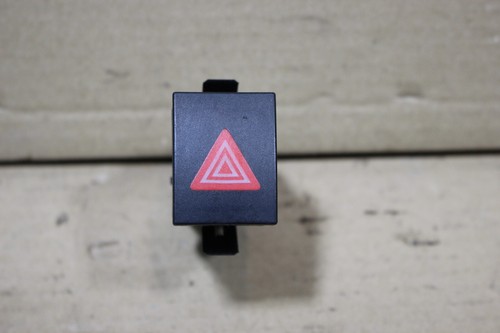 Warnblinkerschalter Warnblinker Schalter 6Q0953235A VW Polo 9N1 Bj.03