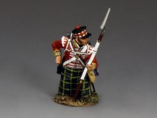 NA296 Kneeling Loading by King  Country