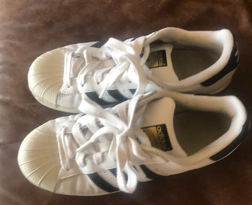 adidas neo superstar