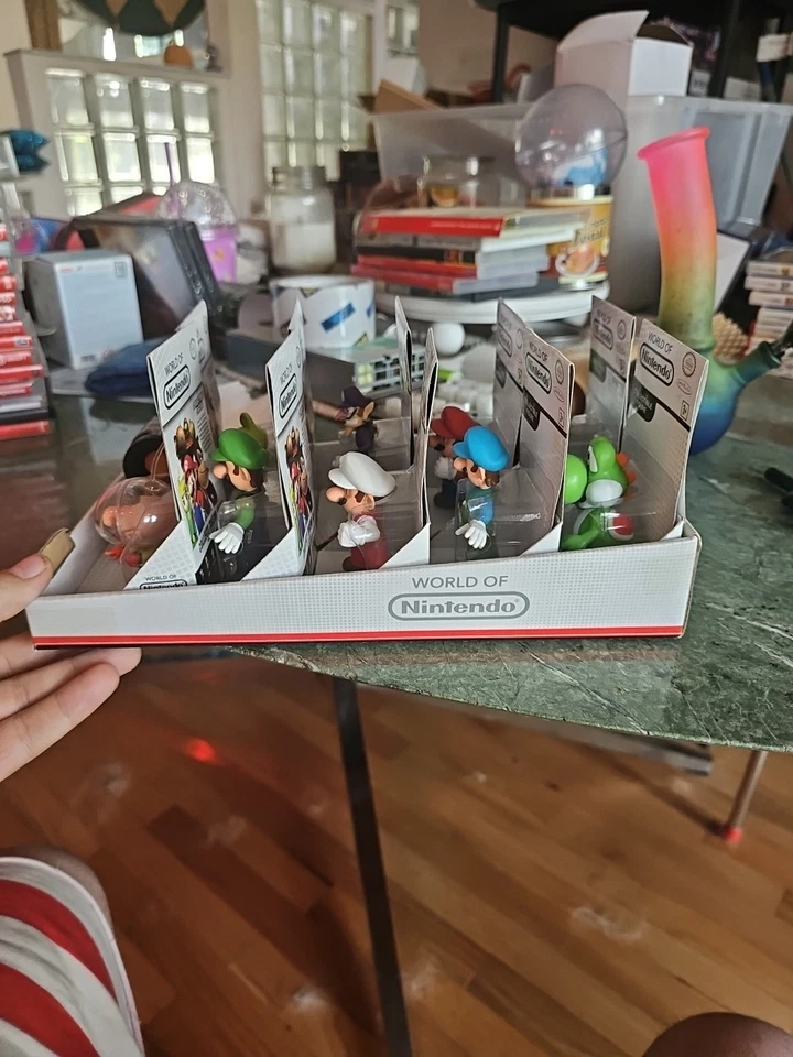 World of Nintendo Captain Olimar Pikmin 2.5" 2015 All 10 + Store Box  Foto 2 de 4