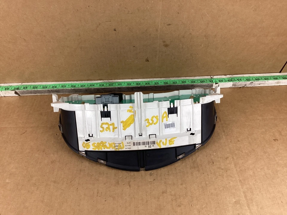 2006 - 2007 Saturn Vue спидометр приборной панели 10369366 - Изображение 3 из 4