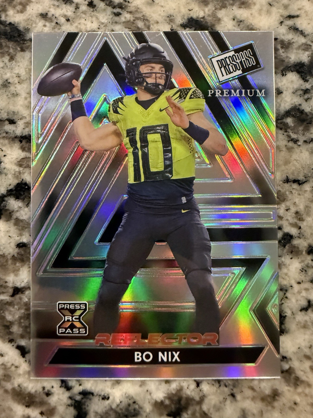 Bo Nix Leaf Press Pass Premium #10 Silver Reflectors