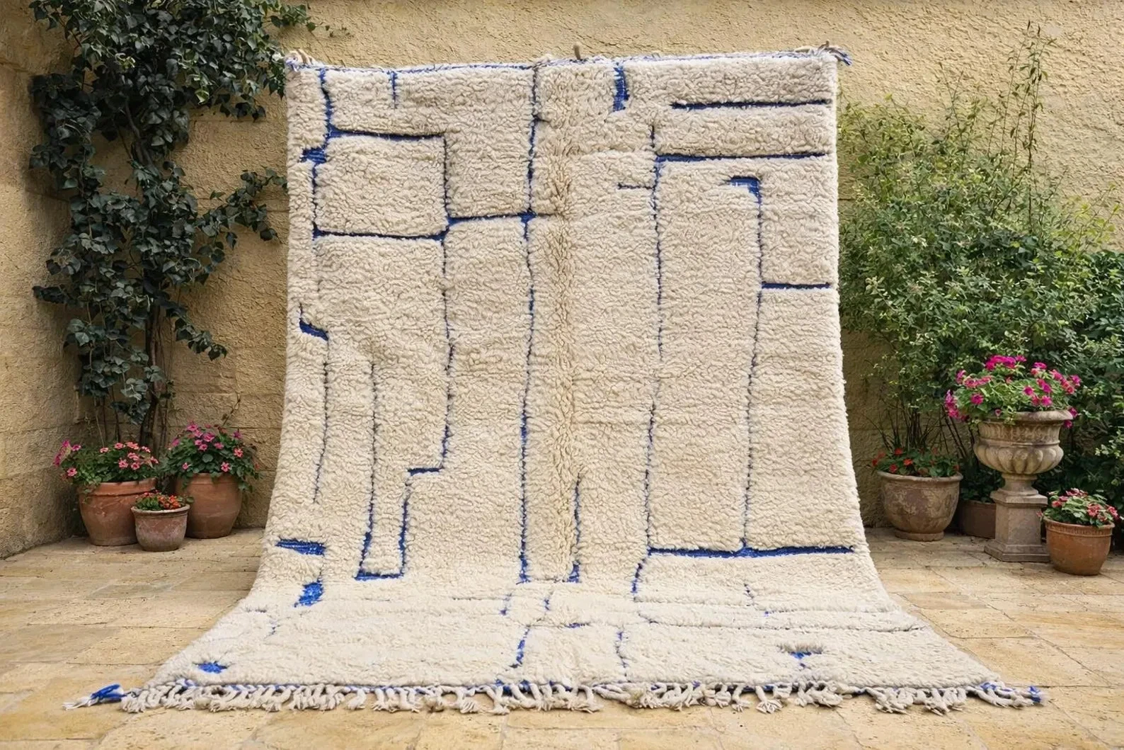 Authentic Beni Ourain Rug - Handwoven Blue Geometric Moroccan Wool Carpet - Mini
Opens in a new wind