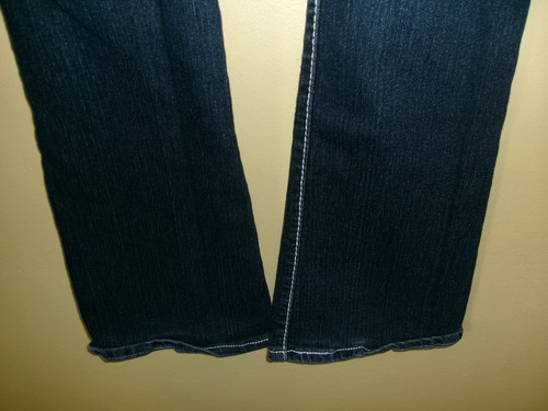 Stylish Women’s Rue 21 Premiere Jeans Size 7/8R Distress Rhinestone Bootcut Jean - Picture 7 of 7