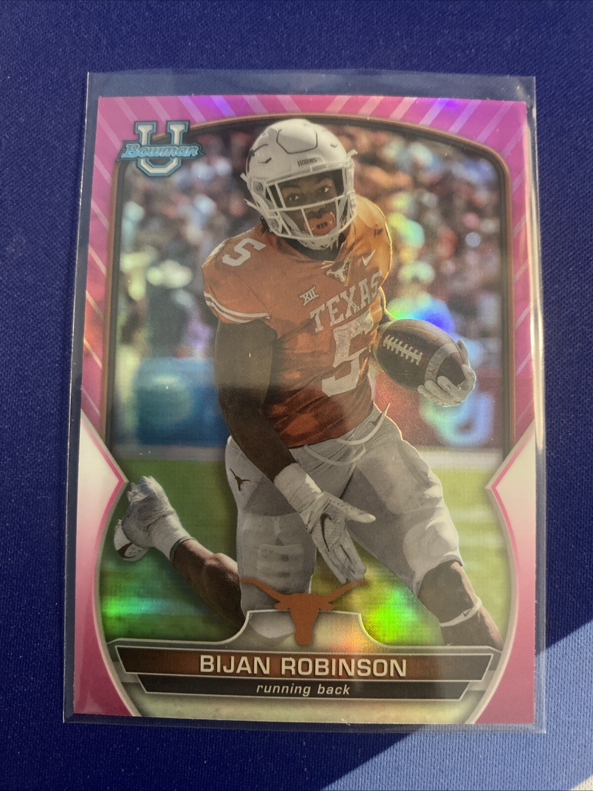 2022 Bowman University Chrome - Pink Refractor #70 Bijan Robinson (RC)