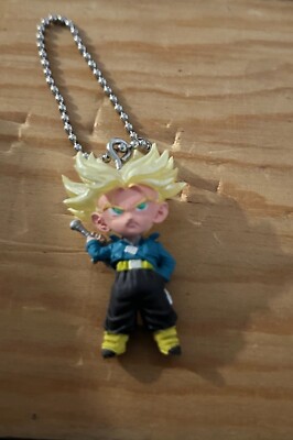 BANDAI DRAGON BALL Super UDM Gashapon ss trunks 1.75 inch Keychain
