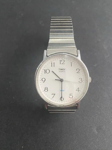 Vintage TIMEX Classic 32mm Silver Tone WR 30M Analog Mens Watch New Battery