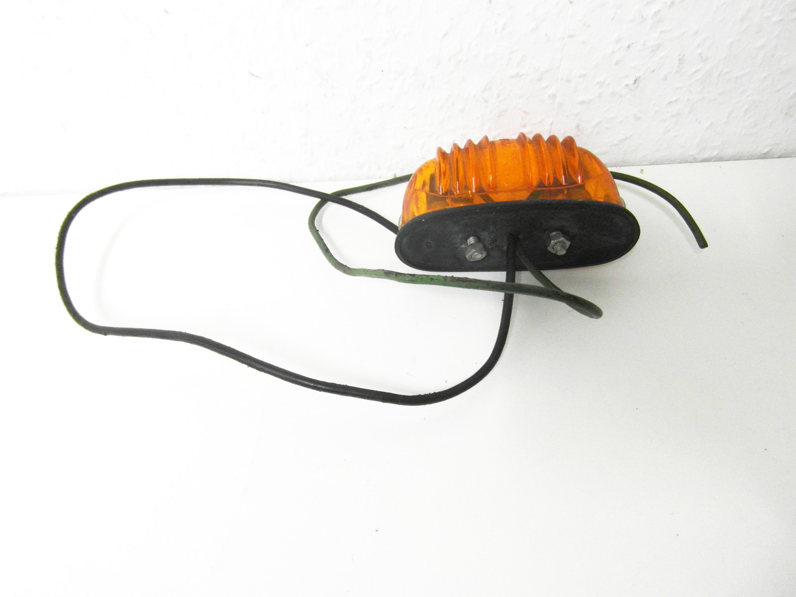 Produktbild von Hella Blinkleuchte Universal – Blinker Für Traktor & Schlepper, 12V, E-geprüft
