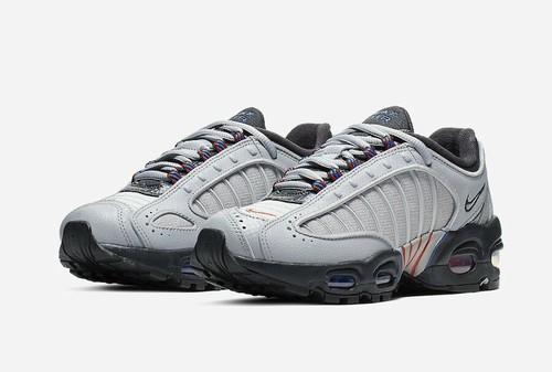 Youth Nike Air Max Tailwind 4 SE Shoes 