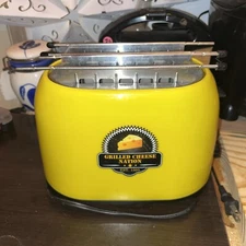 Grilled Cheese Nation Toaster Extra Large 2-Slot Sandwich Maker, Yellow